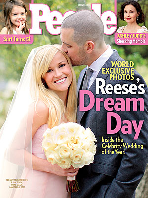reese witherspoon wedding dress 2011. Reese#39;s Witherspoon got